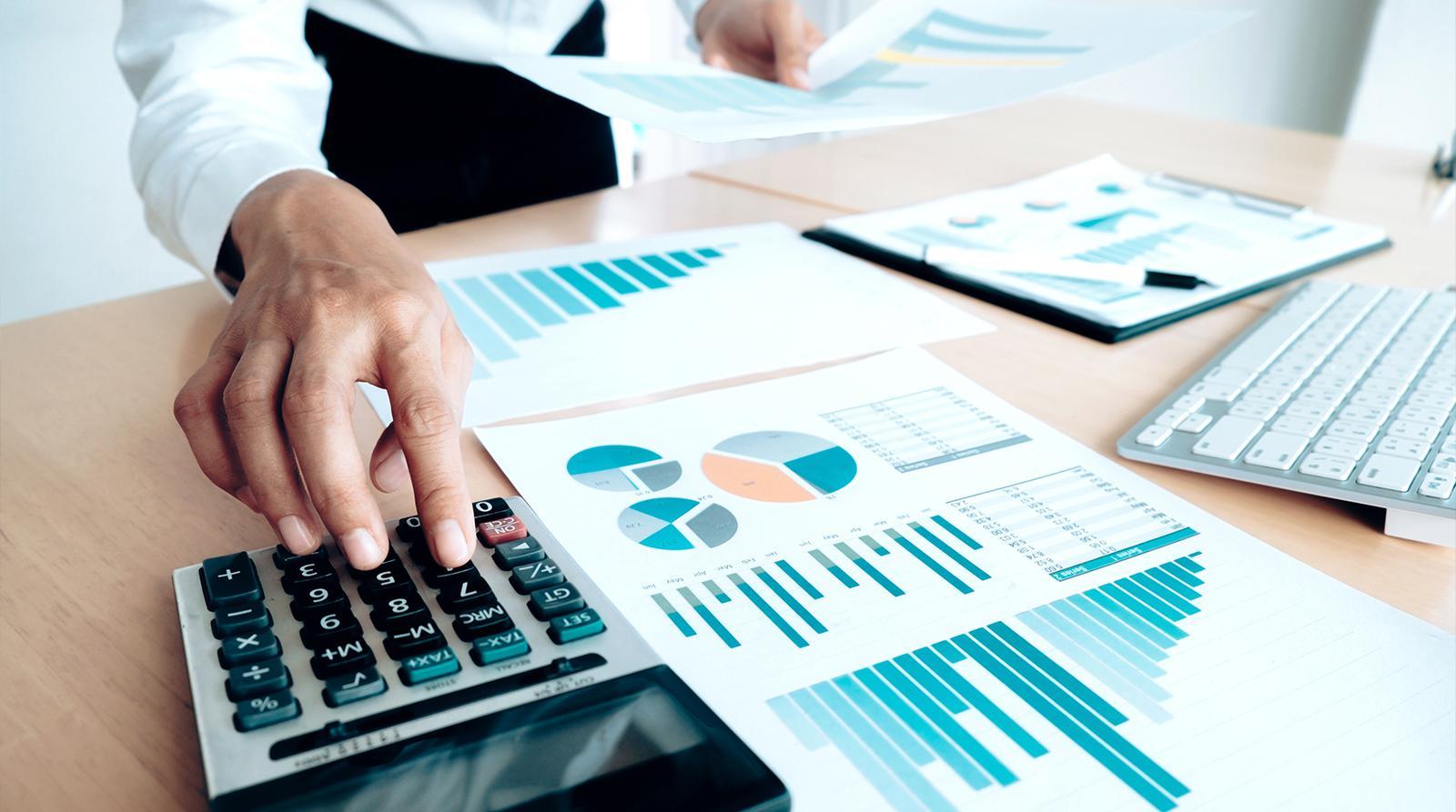 Redução de custos com análises financeiras